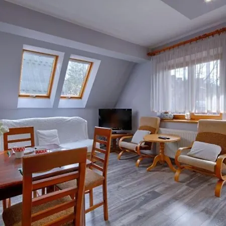 Golden Apartments&glamping-db11 *